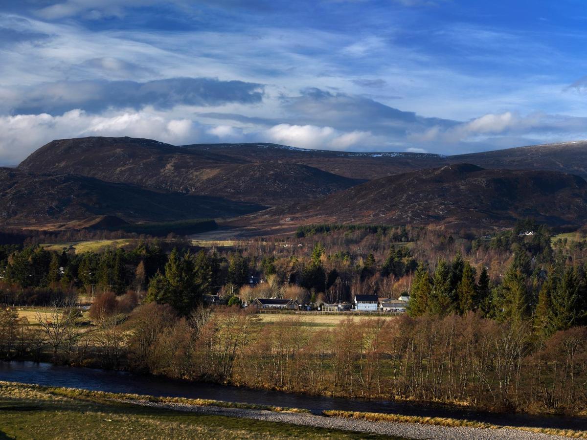Villa Signal Box Newtonmore Exterior foto